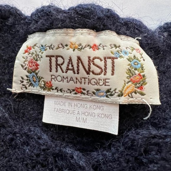 Vintage 90s wool flower embroidered cardigan - Picture 3 of 5